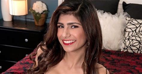 big tits mia|Mia Khalifa Big Tits Porn Videos 